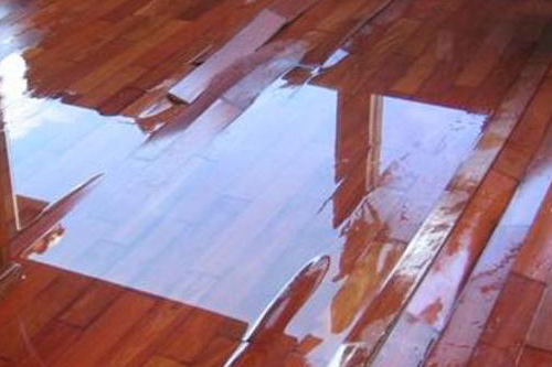 damaged-wooden-flooring